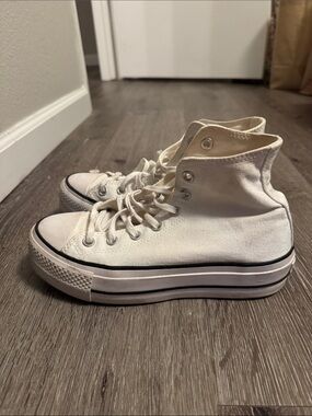 Classic High-Top Canvas Sneakers in White 7